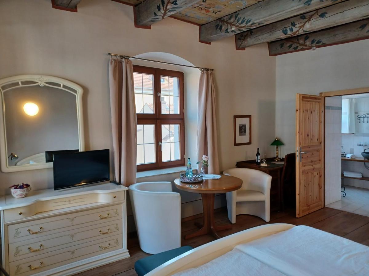 Hotel Zum Kloetzelmoench กอร์ลิตซ์ ภายนอก รูปภาพ