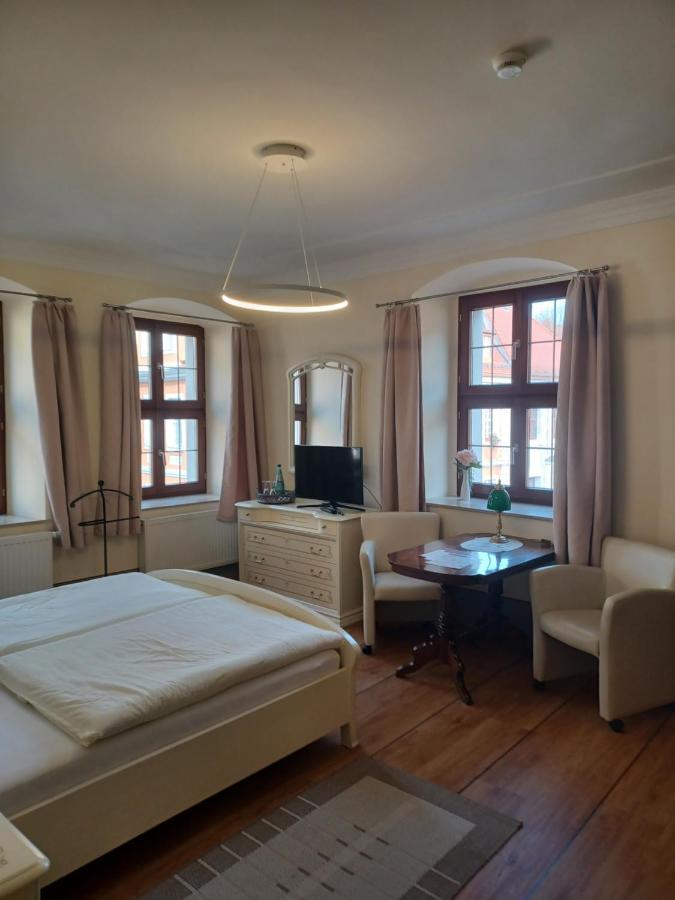 Hotel Zum Kloetzelmoench กอร์ลิตซ์ ภายนอก รูปภาพ