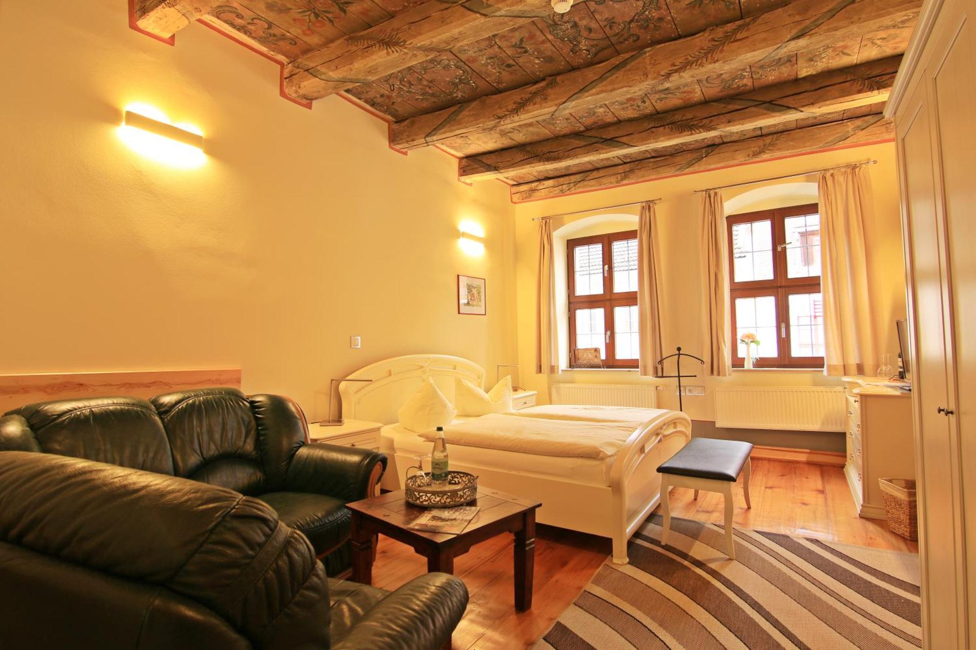 Hotel Zum Kloetzelmoench กอร์ลิตซ์ ภายนอก รูปภาพ